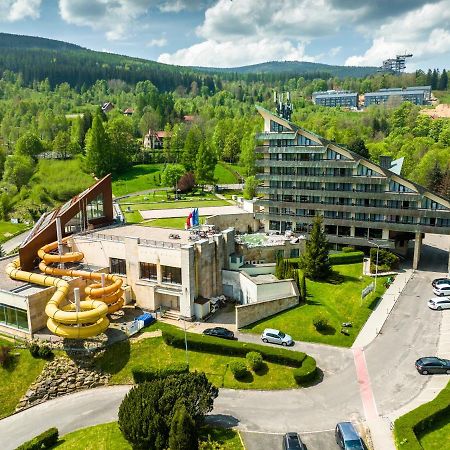 因特费里水上公园体育酒店 Świeradów-Zdrój 外观 照片